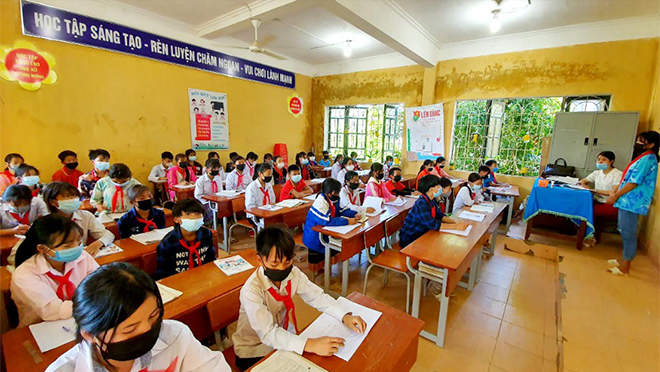 Một giờ học của học sinh Trường PTDTBT TH&THCS Pá Lau, Trạm Tấu.
