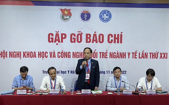 Họp báo thông tin hội nghị khoa học và công nghệ tuổi trẻ lần thứ XXI của ngành y tế.