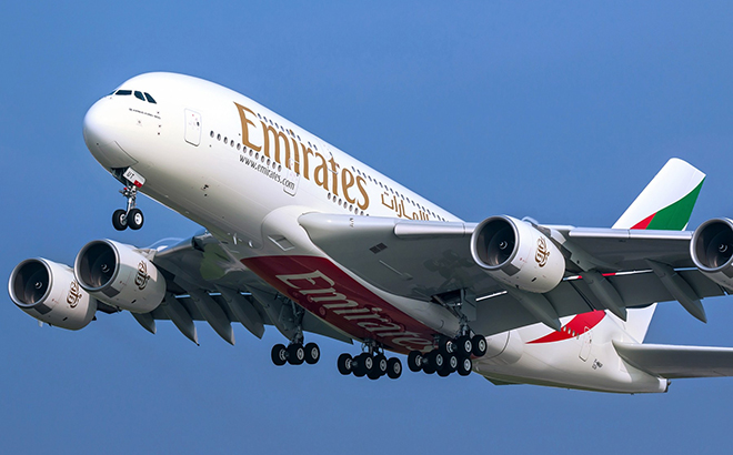 Emirates là một hãng hàng không quốc gia thuộc Các Tiểu vương quốc Ả Rập Thống nhất.