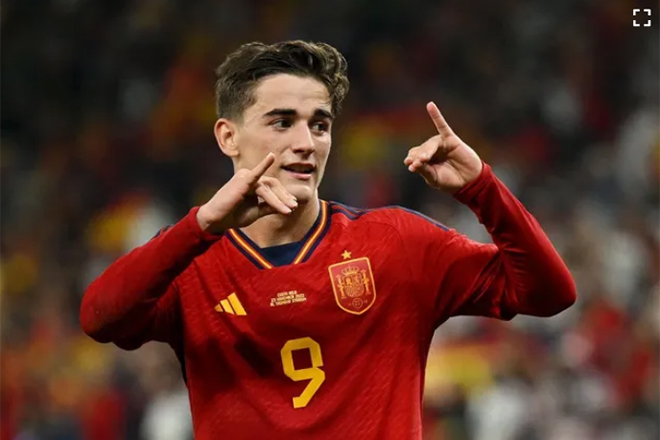 Gavi trở thành gương mặt trẻ nhất ghi bàn cho Tây Ban Nha ở World Cup.