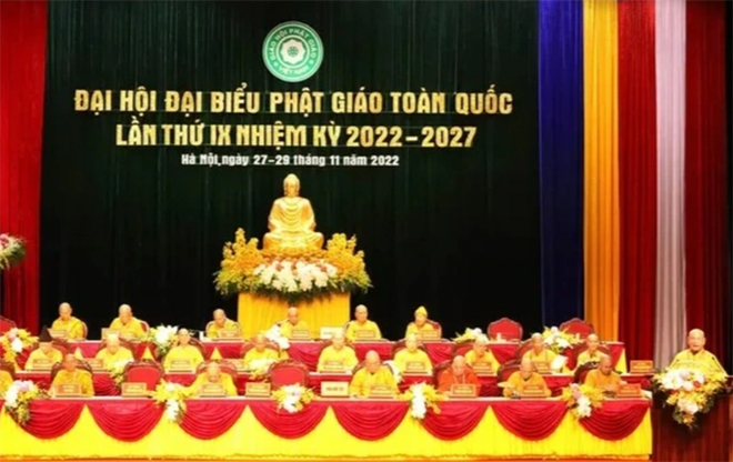 Đoàn chủ tọa.