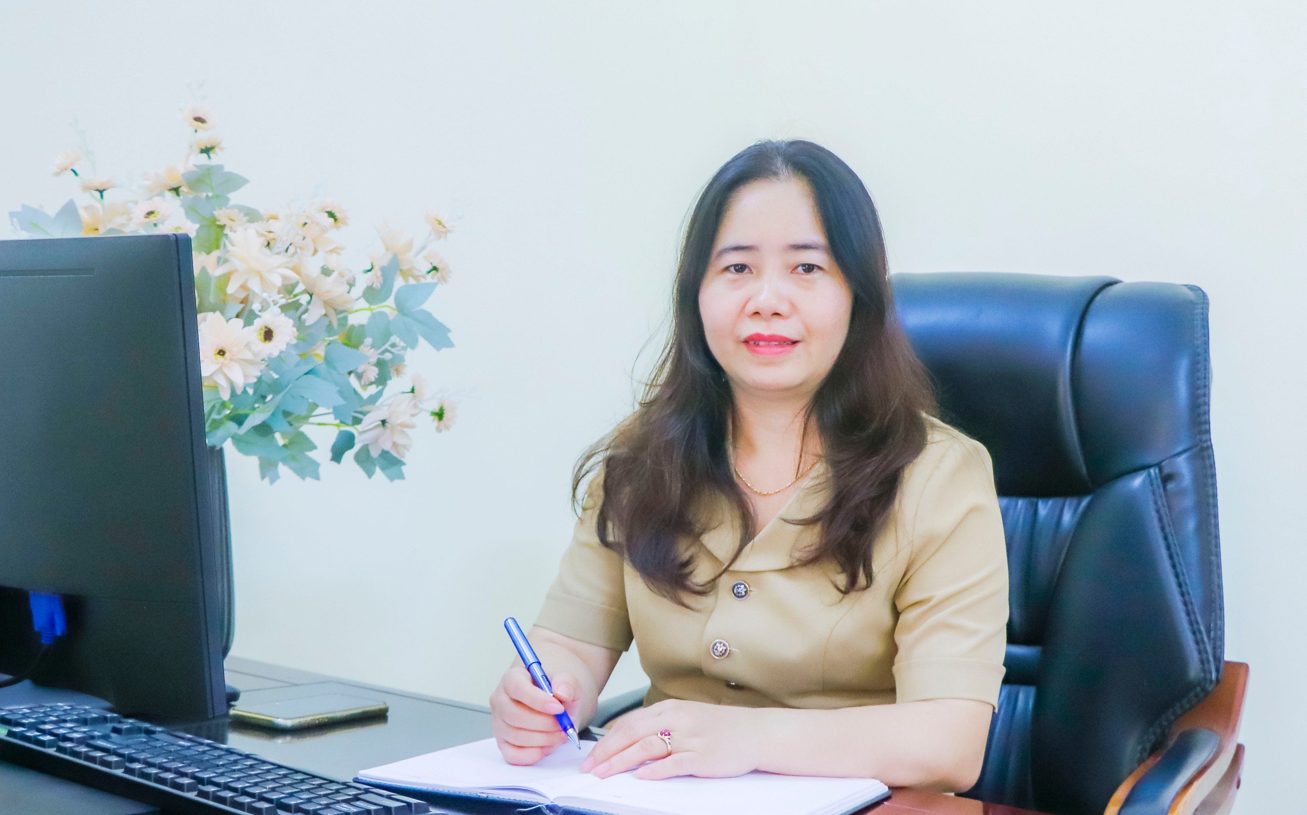 Đồng chí Hà Thị Đóa - Phó Chủ tịch Hội Liên hiệp Phụ nữ tỉnh Yên Bái.
