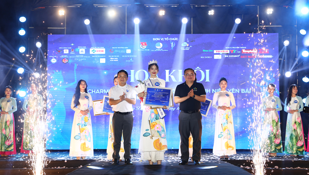 Contestant Giang Tuyet Tinh, number 55, crowned the titleholder of The Charming Beauty - Yen Bai Youth 2024