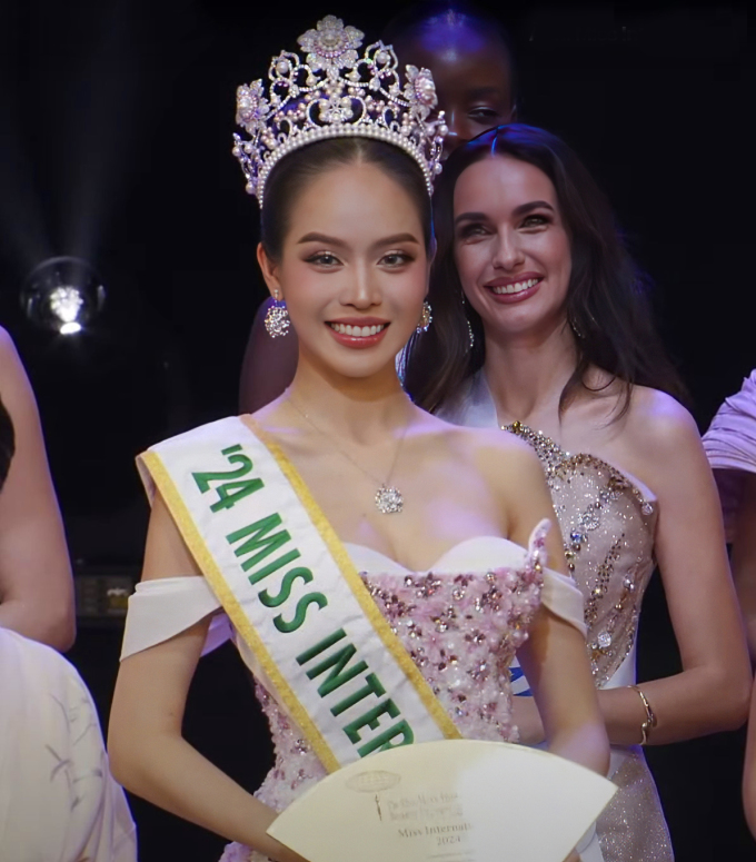 Huỳnh Thị Thanh Thủy đăng quang Miss International 2024

