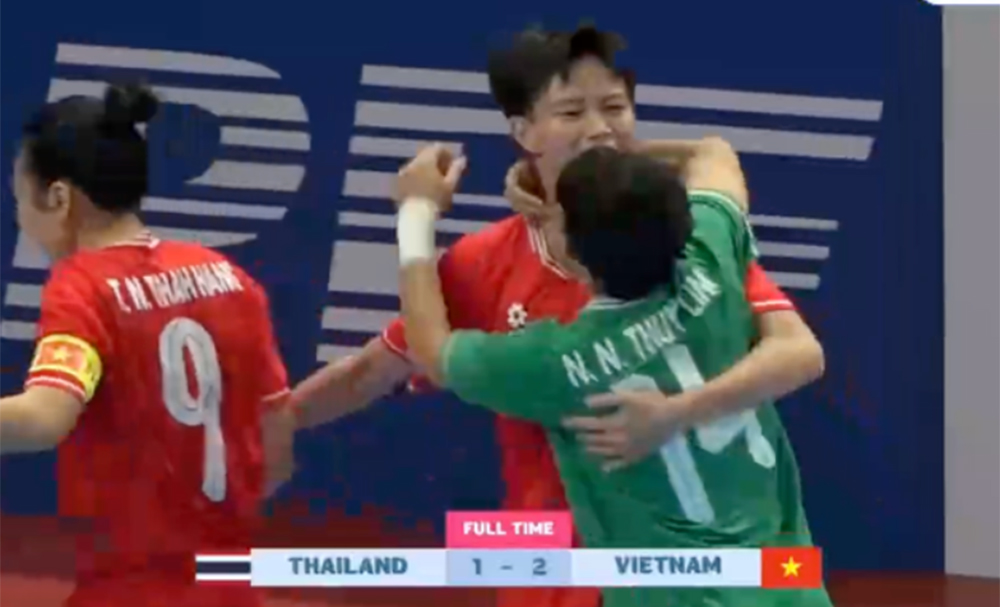 Tuyển futsal nữ Việt Nam đánh bại Thái Lan sau 2 hiệp phụ