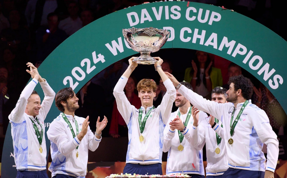 Italy bảo vệ thành công chức vô địch Davis Cup.