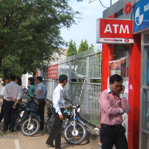 Cả nước đã có ít nhất 5 vụ phá máy ATM nhằm mục đích lấy tiền. Ảnh minh họa