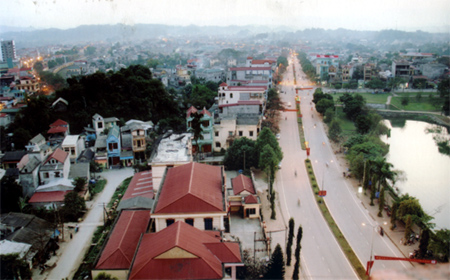 Thành phố Yên Bái khu vực tả ngạn sông Hồng (các phường Hồng Hà, Nguyễn Thái Học).
(Ảnh: Thu Trang)