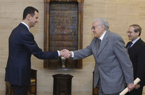 Đặc phái viên Brahimi và Tổng thống Syria Bashar al-Assad.