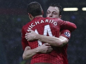 Chicharito ghi bàn thắng quyết định cho M.U.