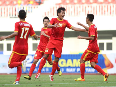 Niềm vui của các cầu thủ U23 Việt Nam sau khi ghi bàn vào lưới U23 Brunei.