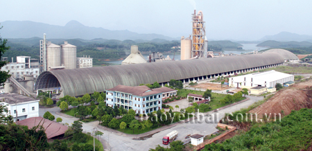Nhà máy xi măng Yên Bình do Tổng công ty VINACONEX đầu tư tại huyện Yên Bình đang phát huy hiệu quả.