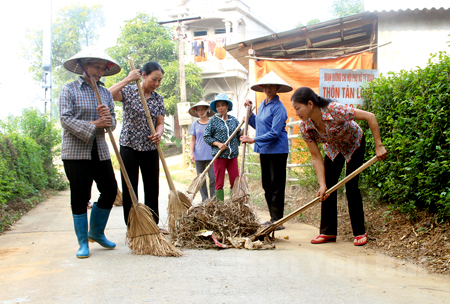 Phụ nữ Trấn Yên phát huy phong trào “5 không 3 sạch”  ở địa phương.