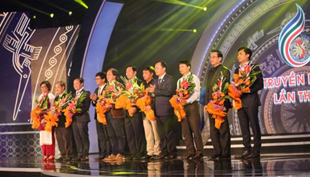 Ban Giám khảo của Liên hoan truyền hình toàn quốc lần thứ 37.