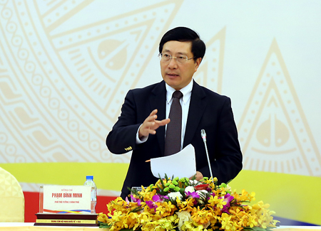 Phó Thủ tướng Phạm Bình Minh phát biểu tại Hội nghị.
