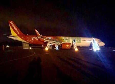 Máy bay của Vietjet gặp sự cố tối 29/11.