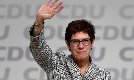 Chủ tịch mới của đảng CDU Annegret Kramp-Karrenbaue.