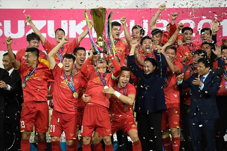 Đội tuyển Việt Nam được FIFA đưa tin một cách trang trọng sau khi giành ngôi vô địch AFF Cup 2018.