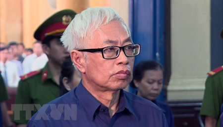 Bị cáo Trần Phương Bình nghe Tòa tuyên án ngày 20/12.
