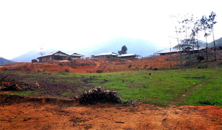 Toàn cảnh khu định cư mới Nà Nọi, xã Sùng Đô, huyện Văn Chấn.