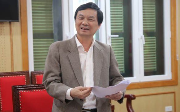 Ông Ngô Minh Tuấn, Tổng Biên tập Tạp chí Xây dựng Đảng, Trưởng ban Thư ký của Giải thông tin tại cuộc họp (Ảnh: Tạp chí Xây dựng Đảng)