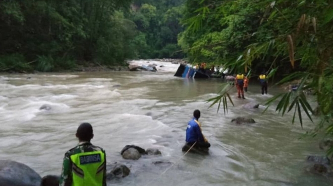 Một vụ tai nạn xe khách ở Indonesia.