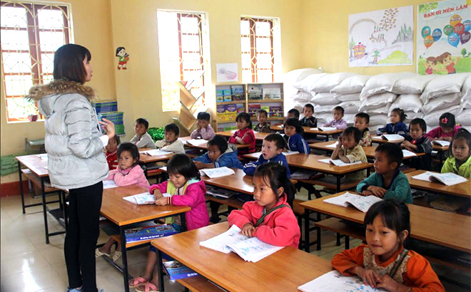 Với sự đóng góp của Hội, tỷ lệ huy động học sinh phổ thông ra lớp của huyện Mù Cang Chải đạt trên 98%.