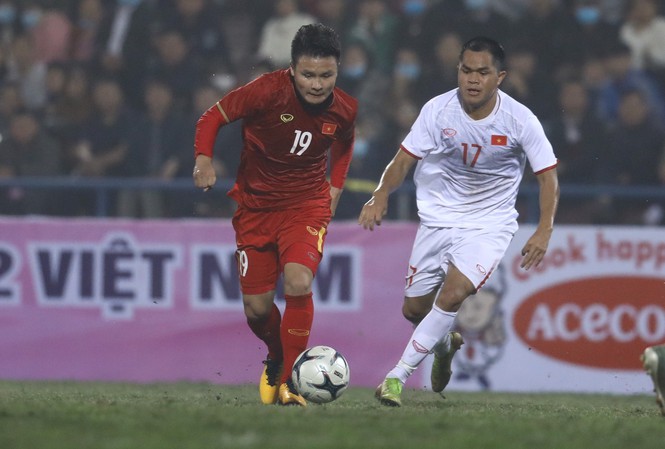 Quang Hải ghi một bàn thắng tuyệt đẹp ở trận này