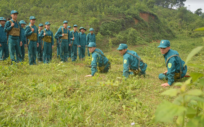 Lực lượng dân quân tự vệ nâng cao chất lượng huấn luyện, sẵn sàng chiến đấu.