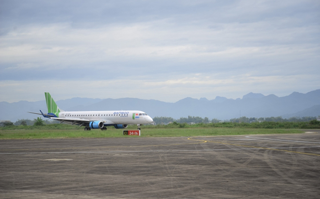 Việc mở rộng sân bay Điện Biên nhằm bảo đảm khai thác máy bay Airbus A320, A321 và tương đương, thay vì chỉ khai thác máy bay loại nhỏ ATR 72 hoặc Embraer 190 như hiện nay.