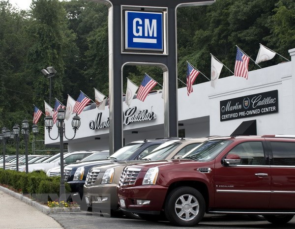 Xe ô tô của hãng GM được bán tại Martin Cadillac ở Yonkers, New York. (Ảnh TL)