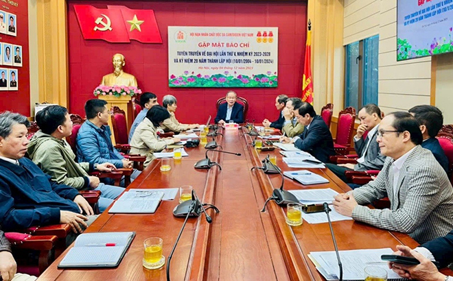 Quang cảnh buổi gặp mặt đại diện các cơ quan báo chí thông tin về Đại hội lần thứ V của Hội Nạn nhân chất độc da cam/dioxin Việt Nam.