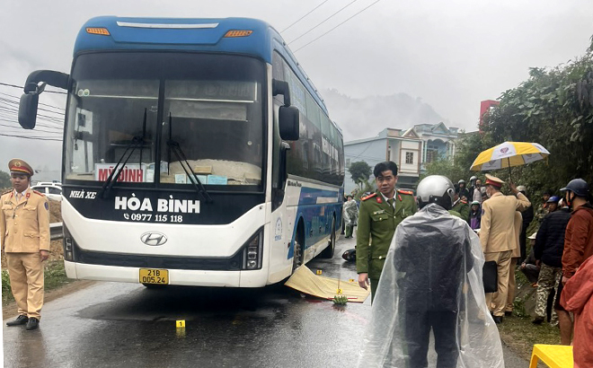 Vụ tai nạn giao thông nghiêm trọng khiến một nữ sinh tử vong tại chỗ.