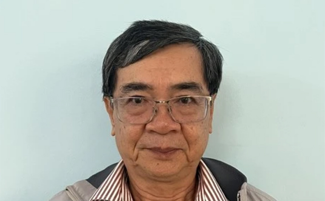 Bị can Huỳnh Thế Năng, nguyên Tổng Giám đốc Công ty Lương thực miền Nam (Vinafood II) tại cơ quan công an.