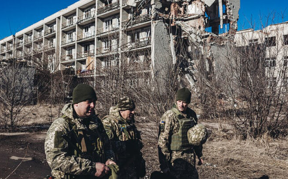 Lính Ukraine tại Maryinka.