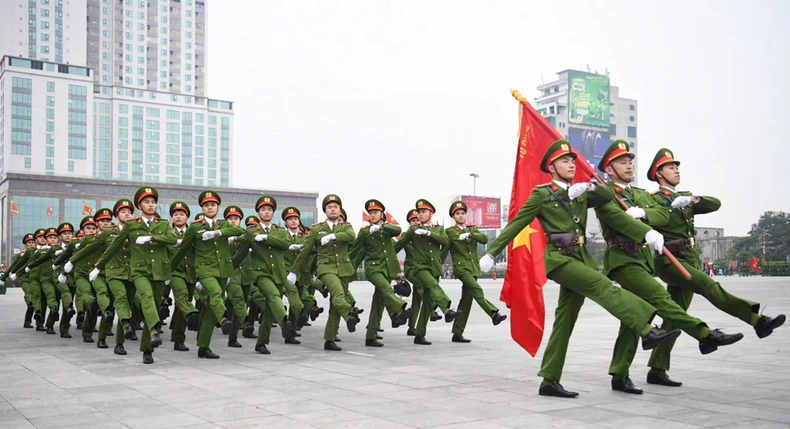 Công an các đơn vị, địa phương tham gia diễu binh, diễu hành.