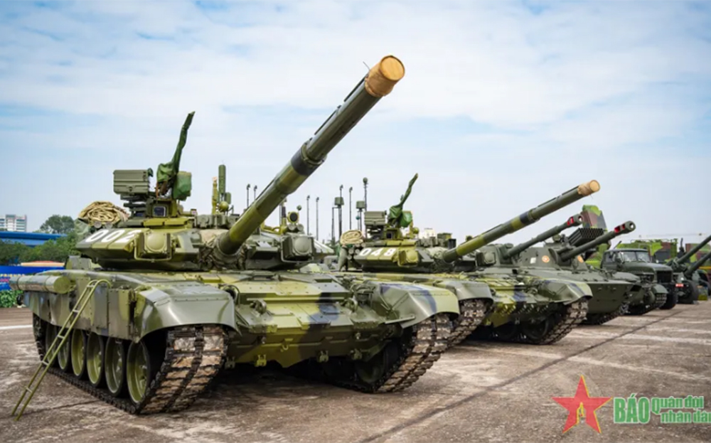 Xe tăng T-90 của Quân đội nhân dân Việt Nam tại Triển lãm Quốc phòng Quốc tế 2024.