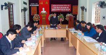 Đồng chí Hoàng Xuân Lộc - Bí thư Tỉnh ủy phát biểu tại buổi làm việc.
