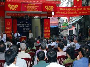 Bầu cử đại biểu Quốc hội khóa XII, tại đơn vị bầu cử số 2, khu vực số 8, phường Thanh Nhàn, quận Hai Bà Trưng, thành phố Hà Nội.
