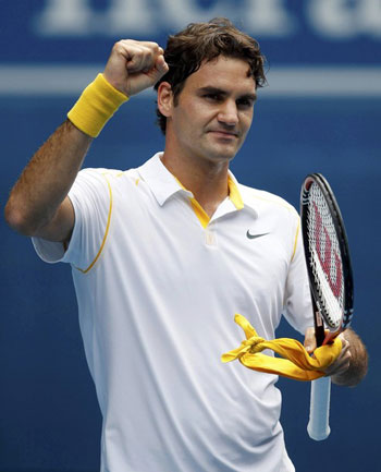 Federer nhọc nhằn vào vòng 3