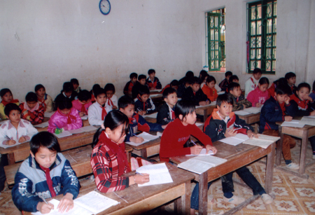 Giờ thực hành Tin học của học sinh Trường THPT Đồng Tâm (thành phố Yên Bái). (Ảnh: Văn Tuấn)

