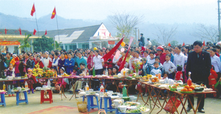 Ngày hội Lồng tồng của đồng bào Tày Xuân Long.