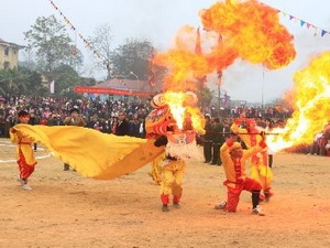 Múa Lân Sư Rồng - một nghi thức không thể thiếu trong Lễ hội Lồng Tồng Chiêm Hóa.
