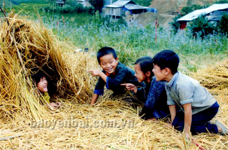 Ngày mùa vui.
(Ảnh: Phí Đức Long)
