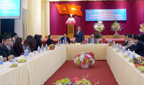 Đồng chí Tạ Văn Long - Phó Chủ tịch UBND tỉnh phát biểu tại Hội nghị.
