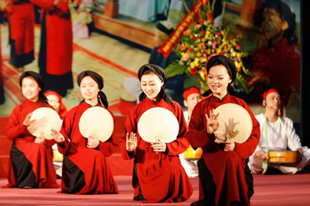 Hát Xoan Phú Thọ, Nghệ thuật Bài Chòi Trung Bộ Việt Nam được UNESCO ghi danh là Di sản văn hóa phi vật thể đại diện của nhân loại đứng đầu bảng xếp hạng 10 sự kiện văn hoá, thể thao, du lịch của năm 2017.