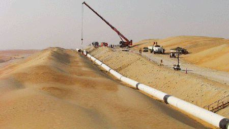 Đường ống dẫn nước nằm dưới sa mạc Liwa.