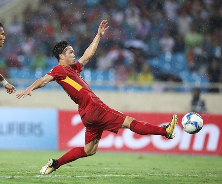 Công Phượng đã đưa Việt Nam vượt lên dẫn 1-0 vào phút 15