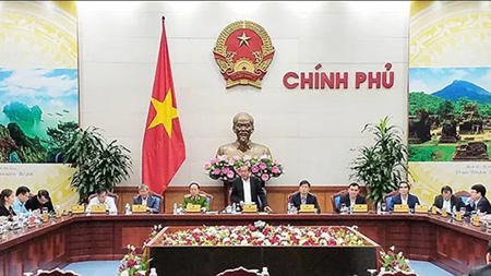 Đồng chí Trương Hòa Bình, Ủy viên Bộ Chính trị, Phó Thủ tướng Thường trực Chính phủ chủ trì phiên họp.
