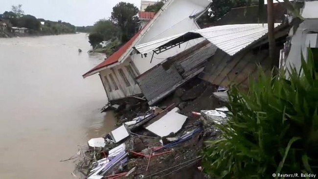 Thiệt hại nặng nề ở Philippines do bão Usman.